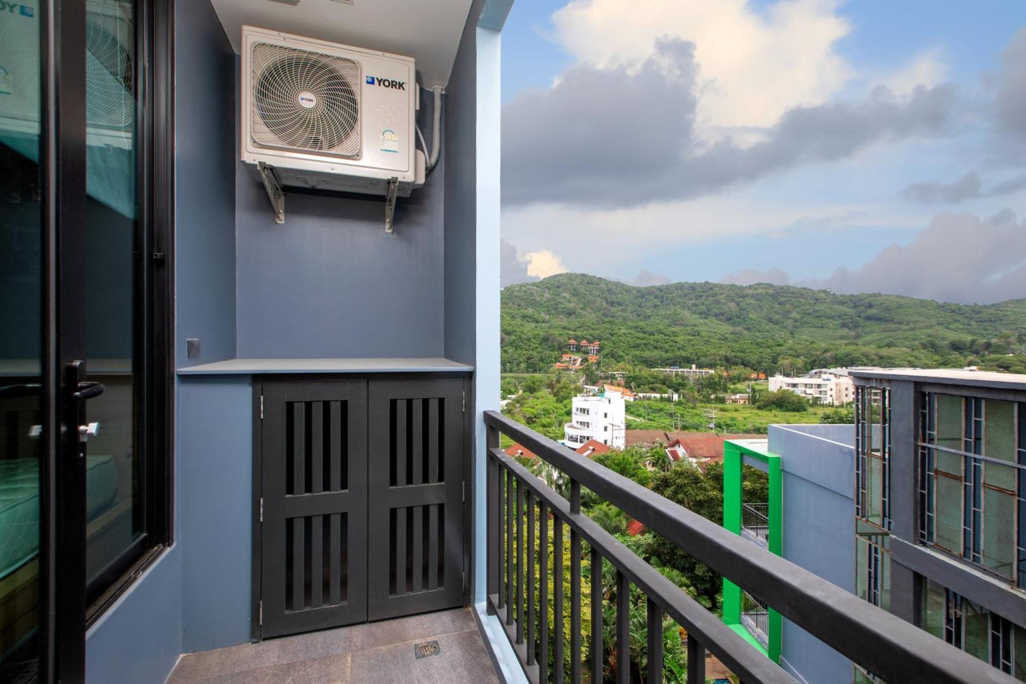 1bdr Relife Naiharn By Capital Pro